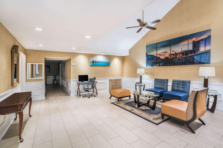 Public Area 3, Baymont by Wyndham Prattville/Montgomery, Autauga