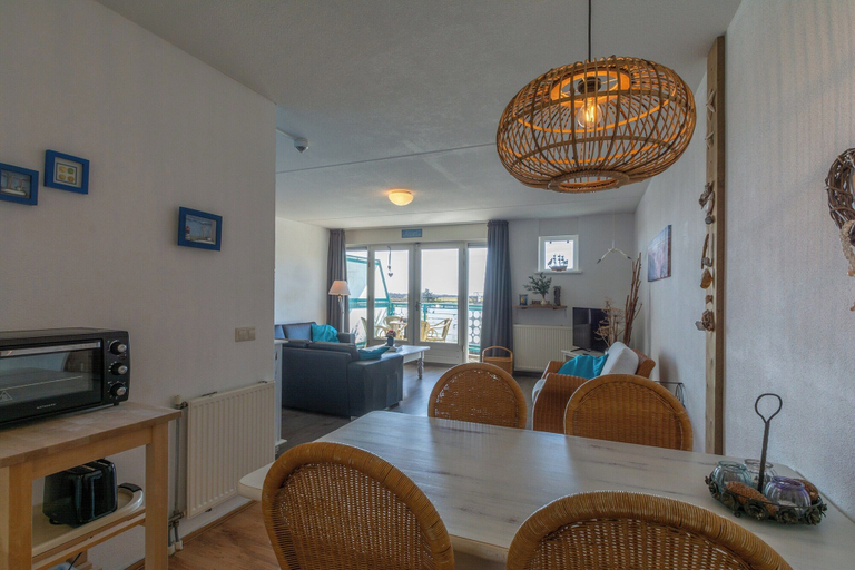 Others 5, Strandslag 157 apartment for 4 guests near sea, Den Helder