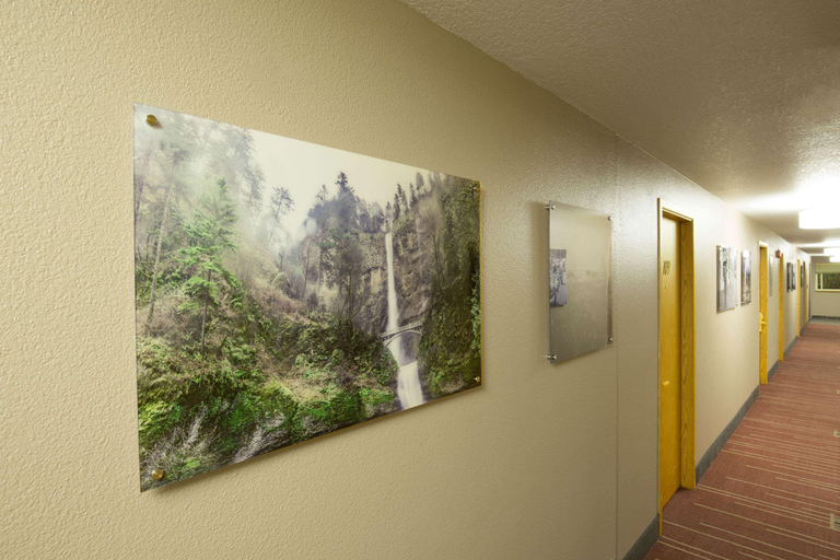 Public Area 2, Travelodge by Wyndham East Portland/Gresham, Multnomah