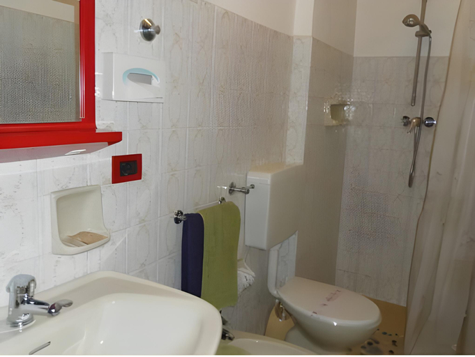 Bathroom 5, Lilium Maris Hotel, Venezia