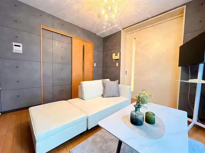 Bedroom 5, Amika First, Setagaya