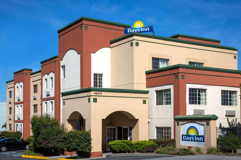 Exterior & Views 2, Days Inn by Wyndham Fremont, Alameda