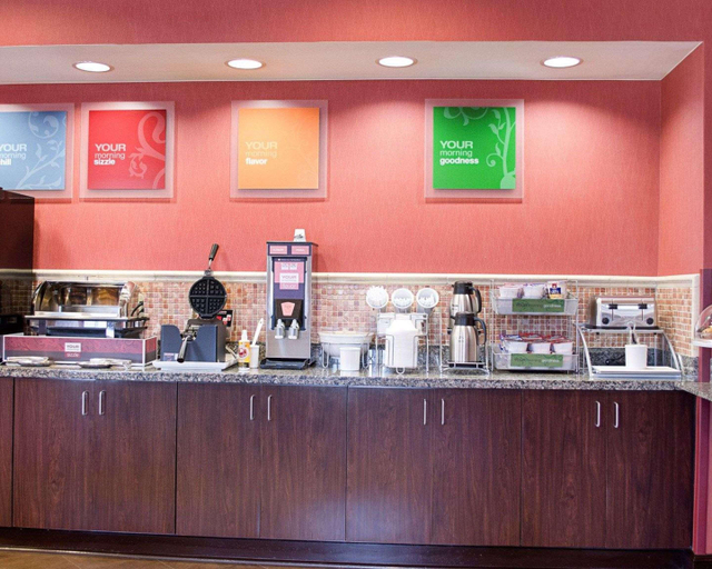 Public Area 2, Comfort Suites Greenwood, Leflore
