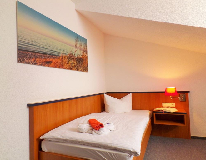 Bedroom 3, Hotel Seeblick, Vorpommern-Rügen