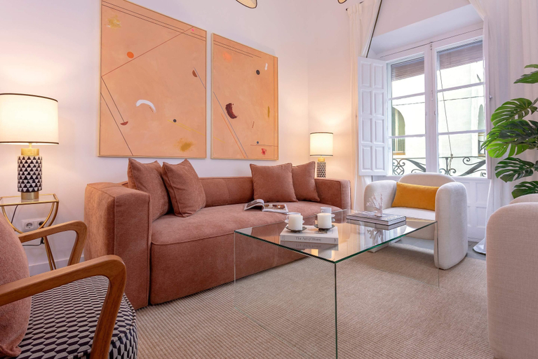 Others 5, Exclusive Apartment in Seville. Almansa II, Sevilla