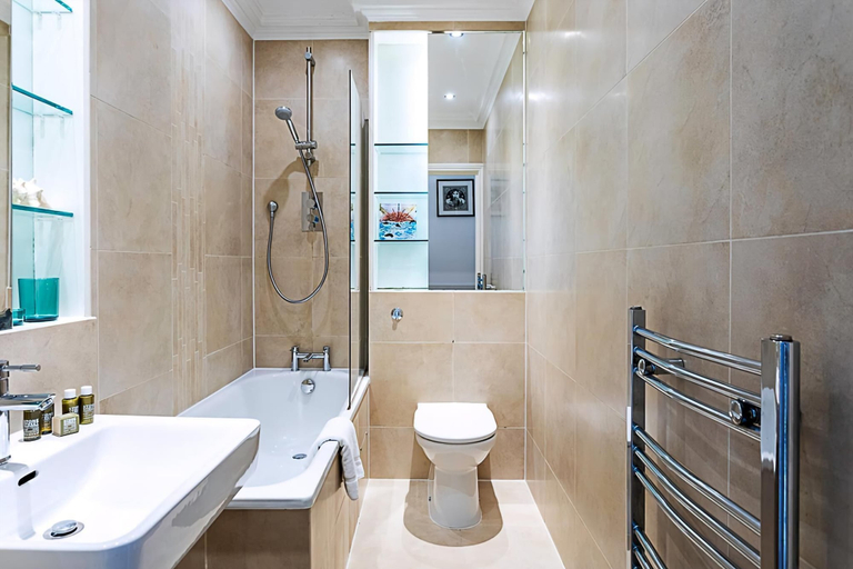 Bathroom 4, Charming One Bedroom Flat in Islington, London