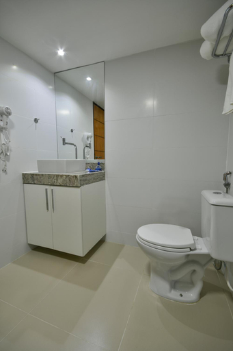 Bathroom 4, Littoral Gold Flat, João Pessoa