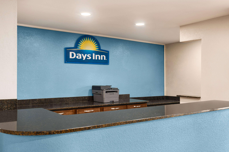 Public Area 2, Days Inn by Wyndham Demopolis, Marengo