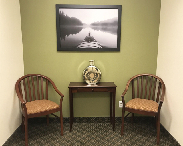 Public Area 2, Super 8 by Wyndham Amherst, Cumberland