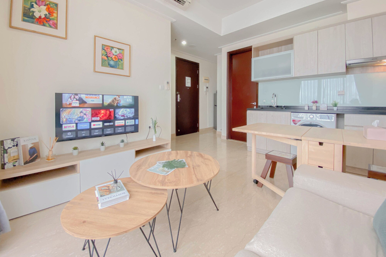 Others 4, Big and Cozy 1BR with Working Room Menteng Park Apartment, Central Jakarta