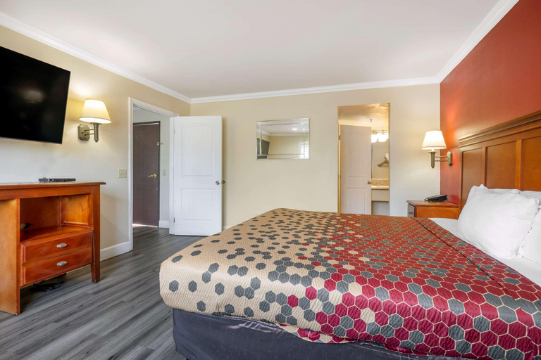 Bedroom 4, Econo Lodge Moreno Valley, Riverside
