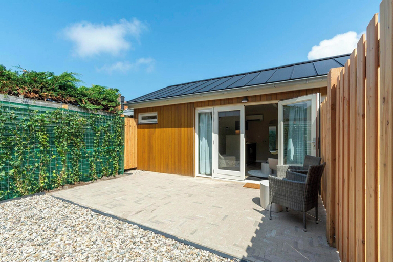 Exterior 3, Beautiful Suite on the Village Square, Zijpe