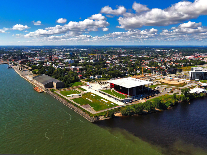 Exterior & Views 2, Delta Hotels by Marriott Trois Rivieres Conference Centre, Francheville