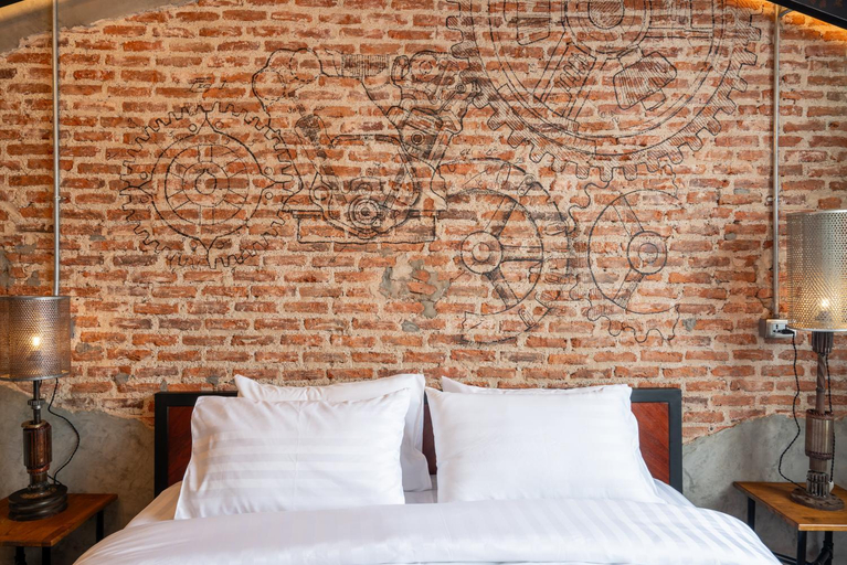 Bedroom 30