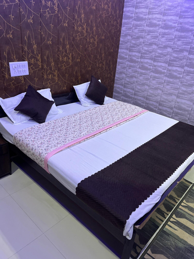 Bedroom 2, Anamika Palace, Faizabad
