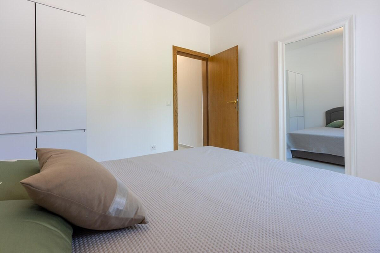 Bedroom 2, Apartments Sunshine E6, Crikvenica