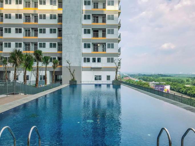 Sport & Beauty 5, Nice Studio Room Apartment at LRT City Sentul - Royal Sentul Park, Bogor