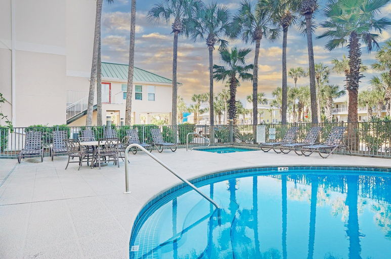 Sport & Beauty 5, Crystal Dunes 304, Okaloosa