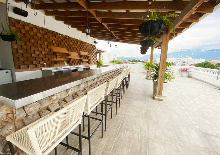 Others 4, Hotel 1525, Santa Marta (Dist. Esp.)