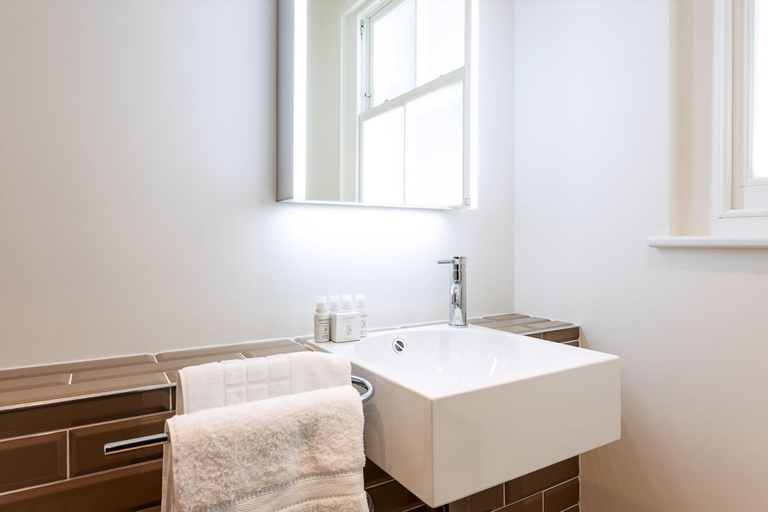 Bathroom 4, Coleherne Road Residence VI, London