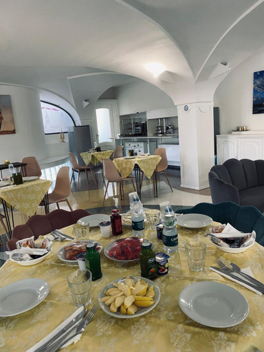 Food & Drinks 5, Al Rayyan - Affittacamere, Lecce