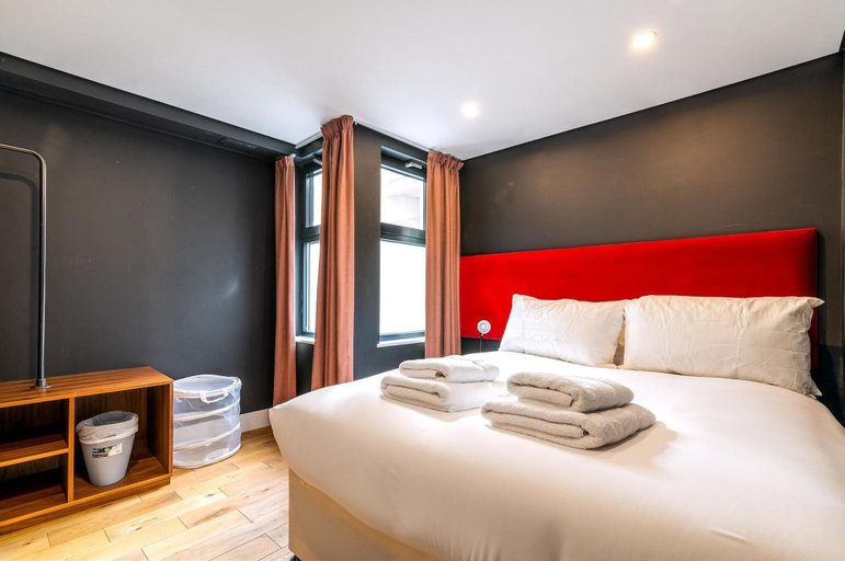 Bedroom 3, Trendy Kings Cross Flat, London