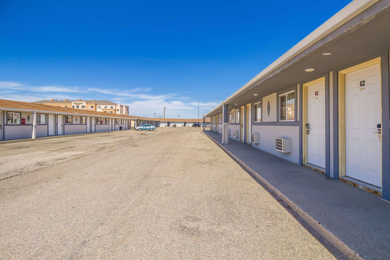 Exterior & Views 1, Rodeway Inn Casper, Natrona