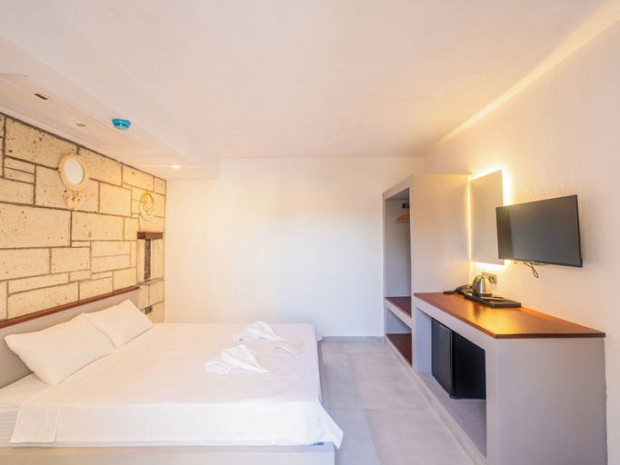 Bedroom 2, Blanco, Çeşme