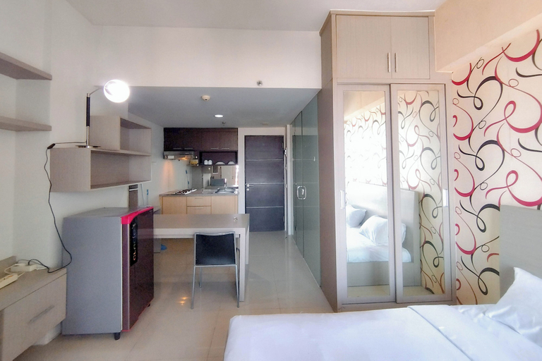Bedroom, Modern Cozy Studio at The Square Surabaya Apartment, Surabaya
