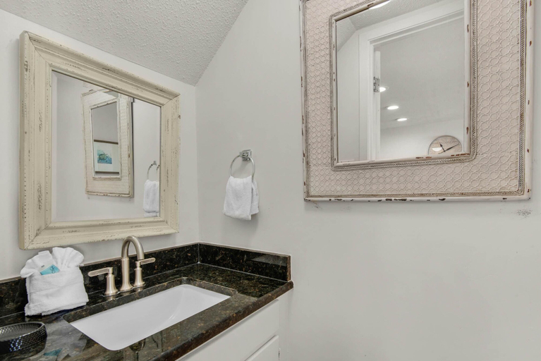 Bathroom 4, The Sand Trap- Costa del Sol C-9, Walton
