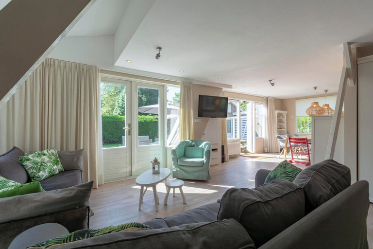 Living room 2, Holiday Home Sint Maartenszee Near Beach, Zijpe