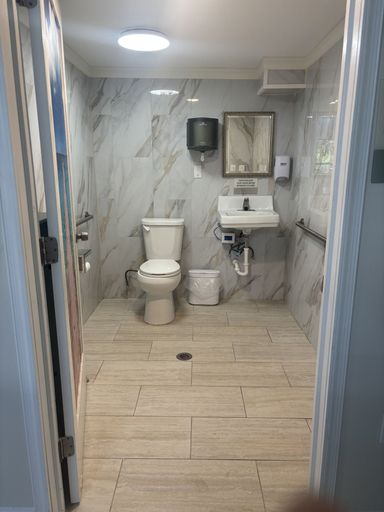 Bathroom 4, Clarion Pointe Alachua - Gainesville Area, Alachua