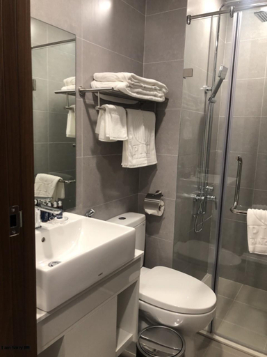 Bathroom 3, Pium Hanoi Hotel, Cầu Giấy