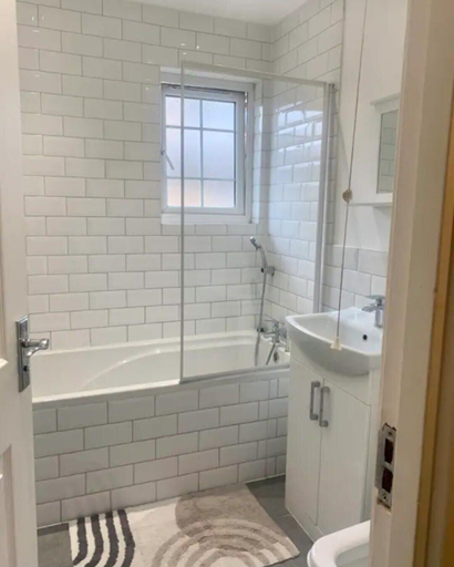 Bathroom 3, Luxury London House With 5 Bedrooms, London