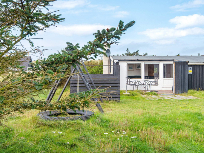 Others 3, 6 Person Holiday Home in Harboore, Lemvig