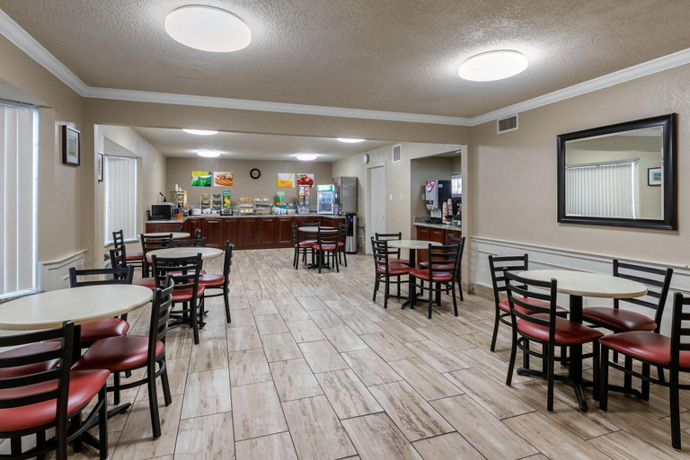Others 5, Quality Inn & Suites Des Moines - Merle Hay Road, Polk
