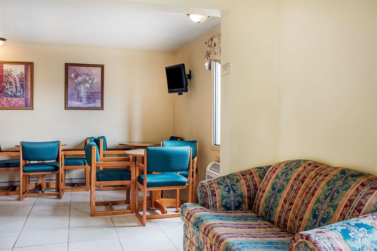 Public Area 3, Rodeway Inn Jeffersonville, Fayette