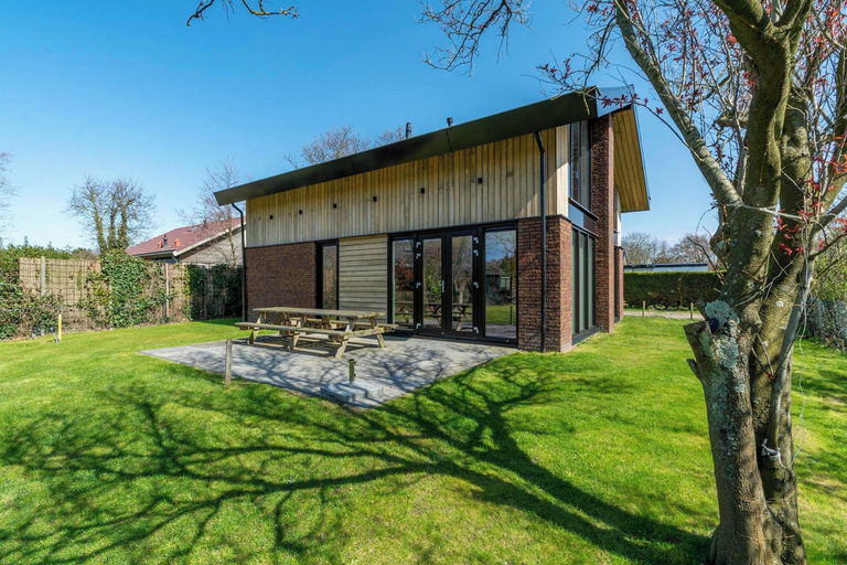 Balcony 3, Villa Near Dutch Dunes With Sun-facing Garden, Den Helder
