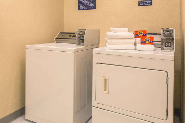 Exterior & Views 2, Microtel Inn & Suites by Wyndham Ocala, Marion