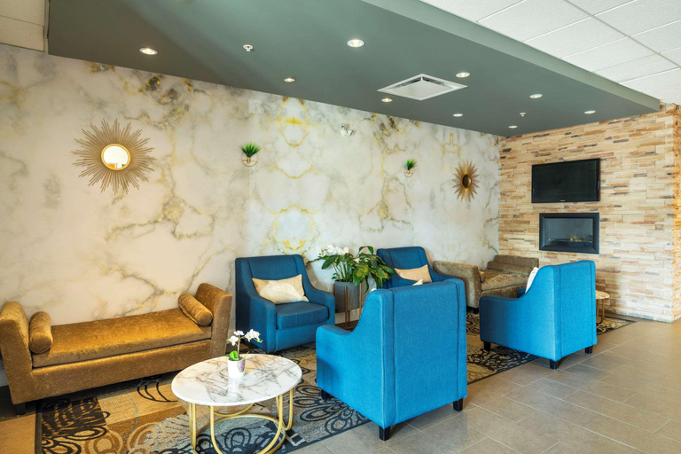 Public Area 2, Comfort Inn & Suites Surrey, Greater Vancouver