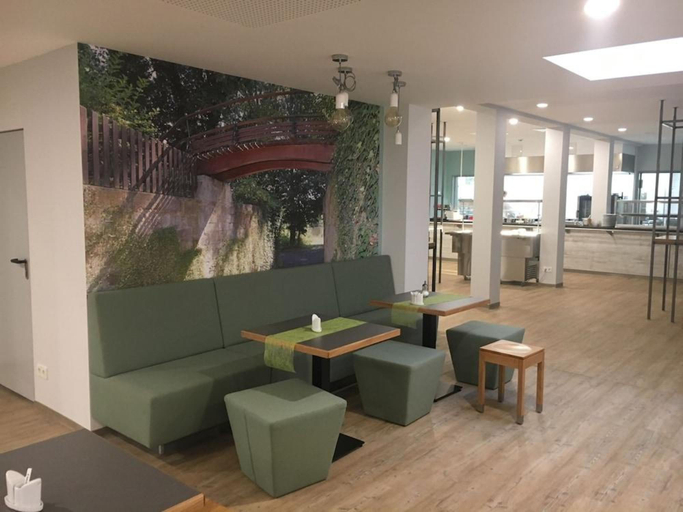 Others 4, Hotel Auszeit im Euro Rastpark Guxhagen, Schwalm-Eder-Kreis