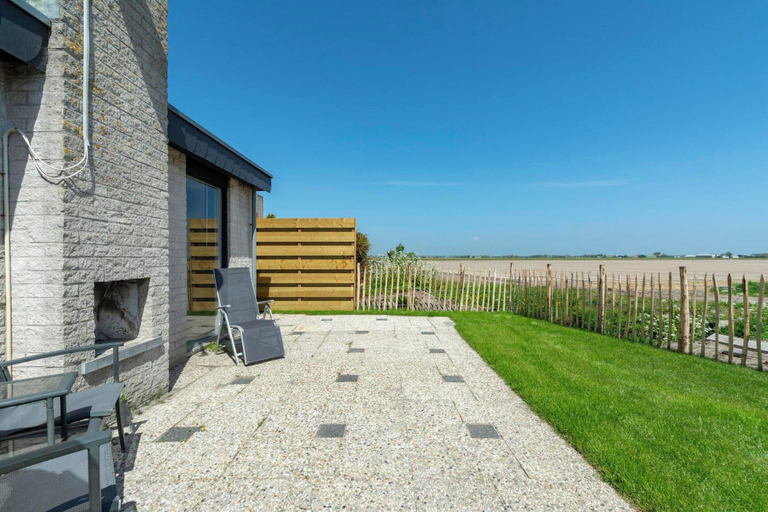 Balcony 3, Holiday Home in Julianadorp by Beach, Den Helder