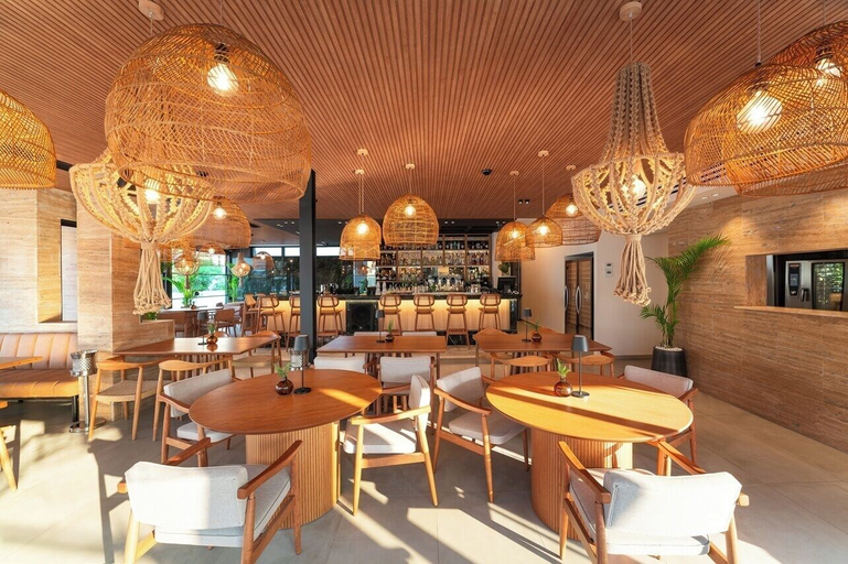 Food & Drinks 4, Hippocampus Hotel, South Aegean