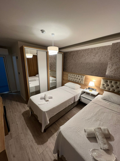 Bedroom 3, Çam otel, Edremit