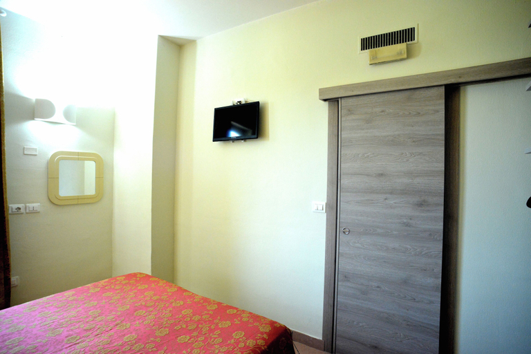Bedroom 17