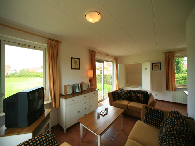 Others 2, Pet-friendly villa in Park Ankeveen, Tynaarlo