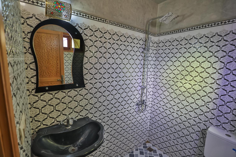 Others 5, Riad Ridaya, Fès