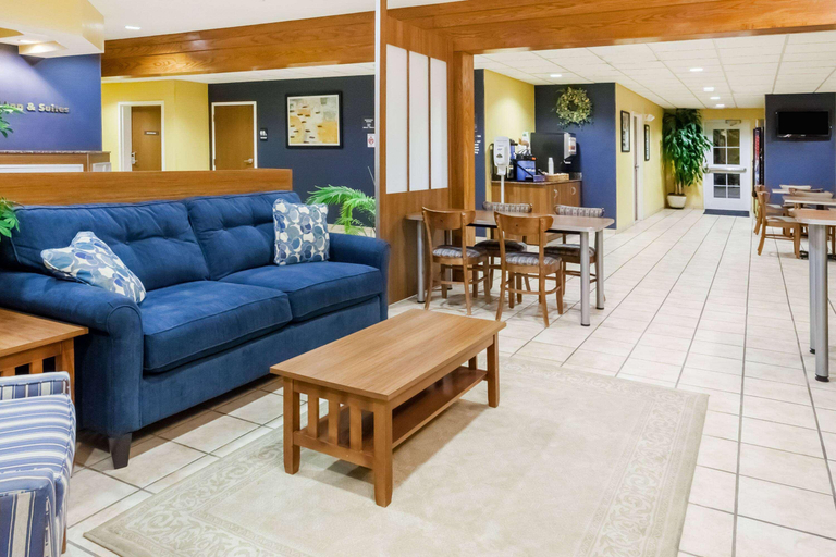 Public Area 2, Microtel Inn & Suites by Wyndham Dickson City/Scranton, Lackawanna
