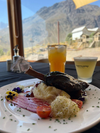 Food & Drinks 4, Lodge El Morado, Cordillera