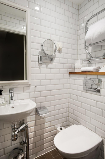 Bathroom 3, Hotel Kung Carl, WorldHotels Crafted, Stockholm